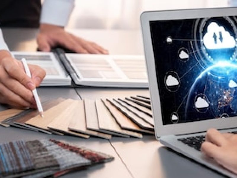 cloud-computing-software-brisk-remote-work_31965-690618