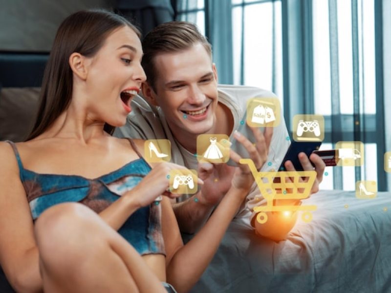 elegant-female-male-customer-use-credit-card-shopping-inventory-cybercash_31965-377965